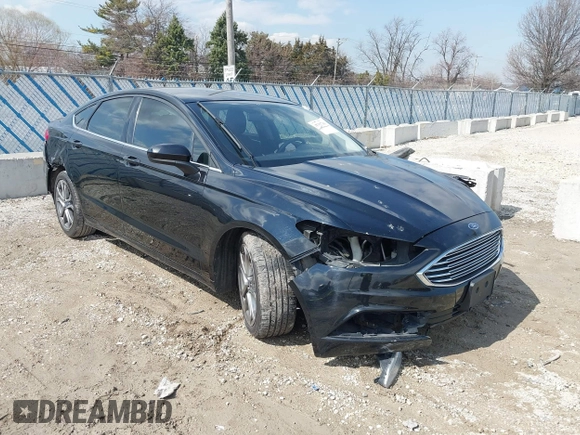 2017 Ford Fusion SE with VIN 3FA6P0H90HR253779, listed as a IAAI auction lot 41893736 with 165,995 mi miles. Bid and sale history available at carsss.com. Image 1.