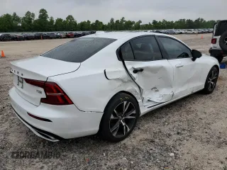 2020 Volvo S60 R-Design with VIN 7JR102FM8LG067596, listed as a Copart auction lot 51402483 with 49,417 mi miles. Bid and sale history available at carsss.com. Image 3.