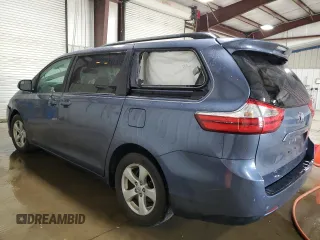 2017 Toyota Sienna LE Auto Access Seat with VIN 5TDKZ3DCXHS780666, listed as a Copart auction lot 53842955 with 111,757 mi miles and Salvage Title. Bid and sale history available at carsss.com. Image 2.