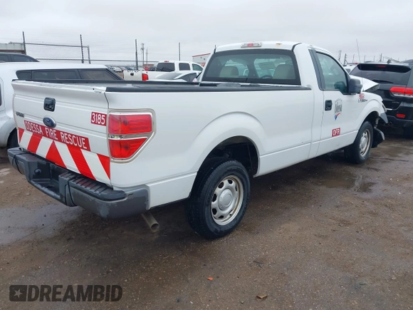 2010 Ford F-150 XL z VIN 1FTMF1CW1AKC00199, wystawiony jako IAAI lot #41349644 z przebiegiem 73 391 mil mil oraz . Historia ofert i sprzedaży dostępna na DreamBid. Obrazek 4.
