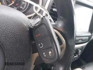 2014 Jeep Cherokee Limited с VIN 1C4PJMDS5EW282557, выставлен на аукционе IAAI как лот 42282478 с пробегом 154 867 миль миль и . История ставок и продаж доступна на DreamBid. Изображение 11.