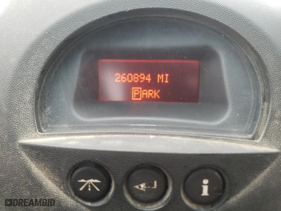 2004 Pontiac Grand Prix GT1 with VIN 2G2WP522741349446, listed as a Copart auction lot 85901464 with 260,894 mi miles and Salvage Title. Bid and sale history available at carsss.com. Image 9.