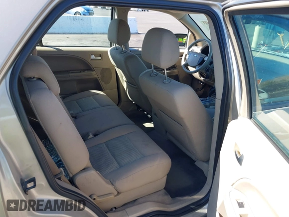2005 Ford Freestyle SE with VIN 1FMZK01185GA43892, listed as a IAAI auction lot 41643495 with 183,896 mi miles. Bid and sale history available at carsss.com. Image 8.