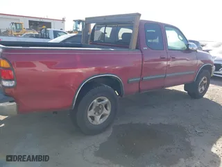 2002 Toyota Tundra SR5 with VIN 5TBRT34122S252537, listed as a IAAI auction lot 41835103 with 195,786 mi miles. Bid and sale history available at carsss.com. Image 4.