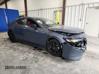 2024 Mazda 3 S Carbon Edition with VIN JM1BPBLM7R1709840, listed as a Copart auction lot 63763685 with 30,739 mi miles and Non repairable. Bid and sale history available at DreamBid. Image 4.