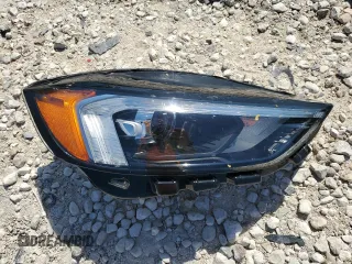 2024 Ford Edge SEL z VIN 2FMPK4J97RBA61575, wystawiony jako Copart lot #56723855 z przebiegiem 16 626 mil mil oraz Szkoda całkowita • Salvage title. Historia ofert i sprzedaży dostępna na DreamBid. Obrazek 13.