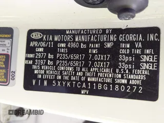 2011 Kia Sorento LX with VIN 5XYKTCA11BG180272, listed as a IAAI auction lot 42125073 with 137,156 mi miles and . Bid and sale history available at DreamBid. Image 9.