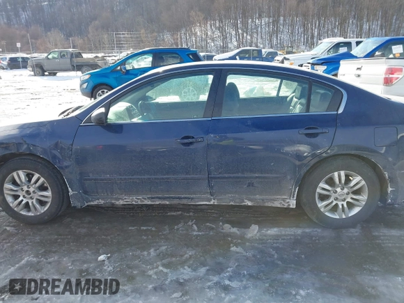 2009 Nissan Altima 2.5 with VIN 1N4AL21E19N458024, listed as a IAAI auction lot 41413491 with 120,982 mi miles. Bid and sale history available at carsss.com. Image 14.