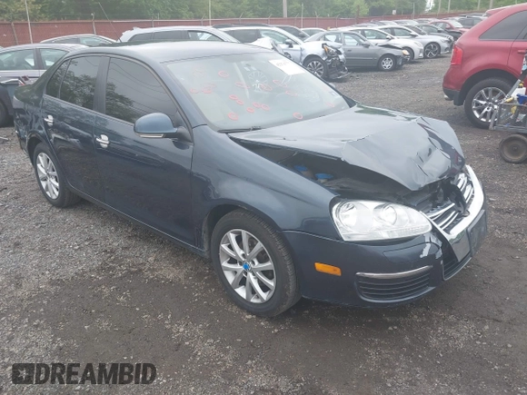 2010 Volkswagen Jetta Limited Edition z VIN 3VWAZ7AJ5AM155049, wystawiony jako IAAI lot #42276777 z przebiegiem 88 699 mil mil oraz . Historia ofert i sprzedaży dostępna na DreamBid. Obrazek 1.