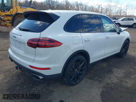 2016 Porsche Cayenne with VIN WP1AA2A26GLA02503, listed as a IAAI auction lot 41684700 with 90,495 mi miles. Bid and sale history available at carsss.com. Image 4.