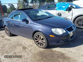 2008 Volkswagen Eos Turbo with VIN WVWBA71F38V040122, listed as a IAAI auction lot 41692764 with 158,337 mi miles and . Bid and sale history available at DreamBid. Image 1.