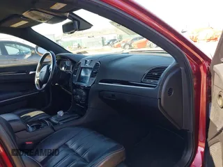2019 Chrysler 300 with VIN 2C3CCAGG0KH586117, listed as a IAAI auction lot 41923456 with 86,174 mi miles. Bid and sale history available at carsss.com. Image 5.