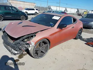 2013 Hyundai Genesis Coupe Premium z VIN KMHHT6KD3DU080563, wystawiony jako IAAI lot #41803798 z przebiegiem 173 692 mil mil oraz . Historia ofert i sprzedaży dostępna na DreamBid. Obrazek 2.