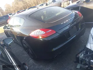 2013 Porsche Panamera S with VIN WP0AB2A71DL060721, listed as a IAAI auction lot 41457545 with 108,938 mi miles. Bid and sale history available at carsss.com. Image 3.