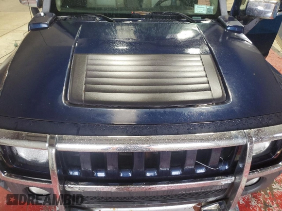 2008 Hummer H3 with VIN 5GTEN13E788138645, listed as a Copart auction lot 42048915 with 215,731 mi miles and Non Repairable. Bid and sale history available at carsss.com. Image 12.