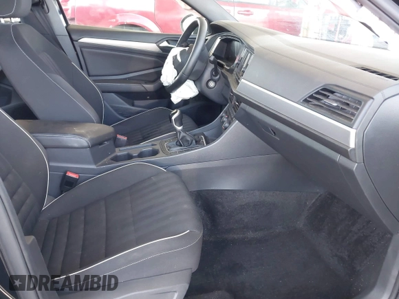 2024 Volkswagen Jetta Sport с VIN 3VWAM7BU2RM008822, выставлен на аукционе IAAI как лот 42258345 с пробегом 41 165 миль миль и . История ставок и продаж доступна на DreamBid. Изображение 5.