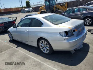 2013 BMW 3 Series 328i z VIN WBAKE5C57DJ107462, wystawiony jako Copart lot #54788605 z przebiegiem 118 763 mil mil oraz Szkoda całkowita • Salvage title. Historia ofert i sprzedaży dostępna na DreamBid. Obrazek 2.