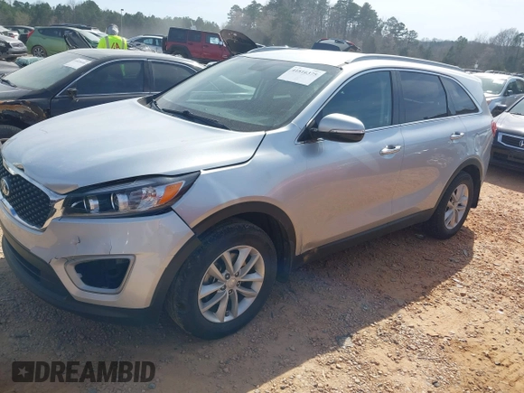 2018 Kia Sorento LX z VIN 5XYPG4A33JG417196, wystawiony jako IAAI lot #41816375 z przebiegiem 115 852 mil mil oraz . Historia ofert i sprzedaży dostępna na DreamBid. Obrazek 18.