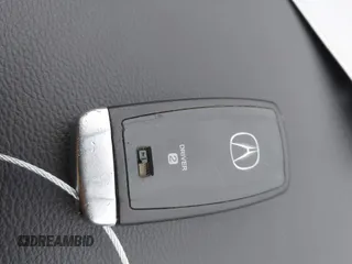 2015 Acura TLX with VIN 19UUB1F31FA004114, listed as a IAAI auction lot 42366372 with 163,358 mi miles and . Bid and sale history available at DreamBid. Image 11.
