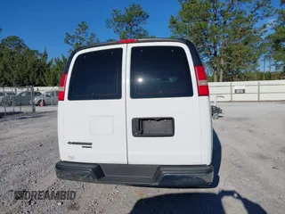2015 Chevrolet Express Passenger LT with VIN 1GAZG1FG4F1145356, listed as a IAAI auction lot 41768799 with 134,492 mi miles and . Bid and sale history available at DreamBid. Image 16.