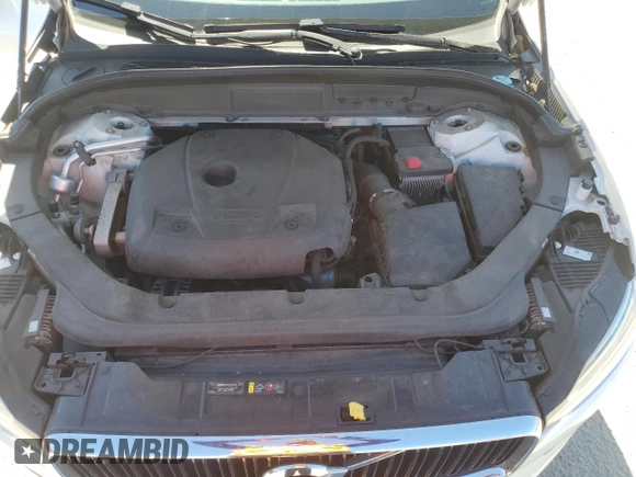 2019 Volvo XC60 Momentum with VIN LYV102RK0KB317397, listed as a Copart auction lot 47094095 with 77,483 mi miles and Salvage title. Bid and sale history available at DreamBid. Image 12.