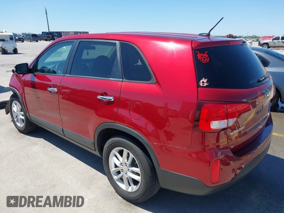 2015 Kia Sorento LX with VIN 5XYKT3A62FG592895, listed as a IAAI auction lot 41968561 with 99,761 mi miles. Bid and sale history available at carsss.com. Image 3.
