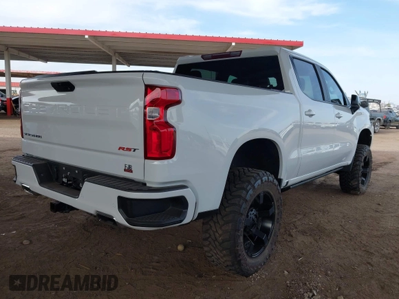 2019 Chevrolet Silverado 1500 RST with VIN 3GCUYEED9KG163375, listed as a IAAI auction lot 41681766 with 14,515 mi miles and . Bid and sale history available at DreamBid. Image 4.
