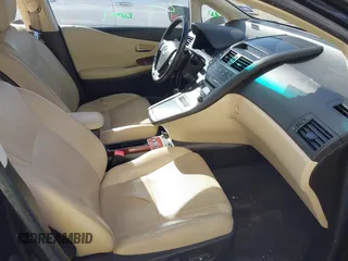2010 Lexus HS 250h with VIN JTHBB1BAXA2017701, listed as a IAAI auction lot 41209865 with 104,023 mi miles and . Bid and sale history available at DreamBid. Image 5.