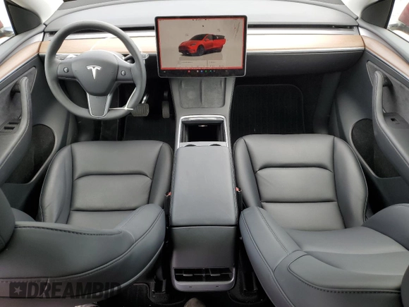 2024 Tesla Model Y Long Range with VIN 7SAYGDEE3RF196043, listed as a Copart auction lot 55693765 with 13,865 mi miles and Salvage title. Bid and sale history available at DreamBid. Image 8.
