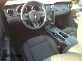2007 Ford Mustang GT Deluxe with VIN 1ZVFT82HX75259446, listed as a Copart auction lot 43974115 with 129,547 mi miles and Salvage Title. Bid and sale history available at carsss.com. Image 8.