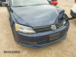2013 Volkswagen Jetta Sedan SE w/Convenience/Sunroof with VIN 3VWBP7AJ3DM357905, listed as a IAAI auction lot 42065633 with 124,015 mi miles. Bid and sale history available at carsss.com. Image 14.