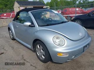 2003 Volkswagen Beetle GLS with VIN 3VWCK21Y73M319109, listed as a IAAI auction lot 42238550 with 211,219 mi miles and . Bid and sale history available at DreamBid. Image 1.
