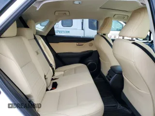 2017 Lexus NX 300h z VIN JTJBJRBZ8H2054102, wystawiony jako Copart lot #56826085 z przebiegiem 67 720 mil mil oraz Szkoda całkowita • Salvage title. Historia ofert i sprzedaży dostępna na DreamBid. Obrazek 10.