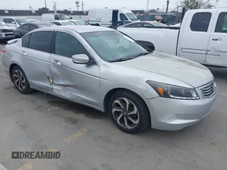 2009 Honda Accord LX-P z VIN 1HGCP26469A019918, wystawiony jako IAAI lot #42450454 z przebiegiem 151 678 mil mil oraz . Historia ofert i sprzedaży dostępna na DreamBid. Obrazek 1.