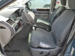 2010 Chrysler Town & Country Touring with VIN 2A4RR5D13AR257328, listed as a Copart auction lot 50694805 with 416,825 mi miles and Non Repairable. Bid and sale history available at carsss.com. Image 7.