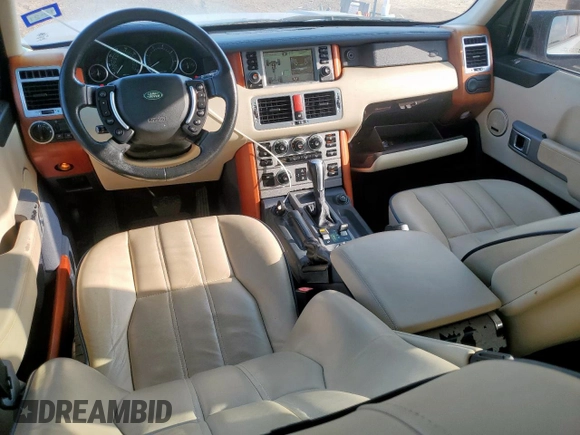 2006 Land Rover Range Rover HSE z VIN SALMF15466A215475, wystawiony jako Copart lot #64760595 z przebiegiem 77 064 mil mil oraz Czysty tytuł • Clean title. Historia ofert i sprzedaży dostępna na DreamBid. Obrazek 8.