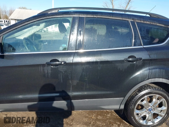 2014 Ford Escape SE с VIN 1FMCU0G91EUB16213, выставлен на аукционе IAAI как лот 41870862 с пробегом 150 070 миль миль и . История ставок и продаж доступна на DreamBid. Изображение 14.