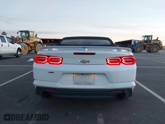 2019 Chevrolet Camaro 1LT with VIN 1G1FB3DXXK0127668, listed as a IAAI auction lot 41226259 with 132,555 mi miles. Bid and sale history available at carsss.com. Image 16.