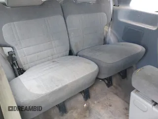 1997 Ford Explorer z VIN 1FMCU24X6VUC49032, wystawiony jako IAAI lot #42238646 z przebiegiem 241 012 mil mil oraz . Historia ofert i sprzedaży dostępna na DreamBid. Obrazek 8.