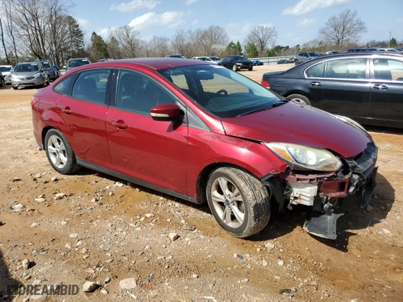 2014 Ford Focus SE with VIN 1FADP3F27EL152571, listed as a Copart auction lot 47947065 with 161,659 mi miles and Salvage Title. Bid and sale history available at carsss.com. Image 4.
