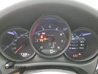 2021 Porsche Macan z VIN WP1AA2A54MLB01438, wystawiony jako Copart lot #53255235 z przebiegiem 31 538 mil mil oraz Szkoda całkowita • Salvage title. Historia ofert i sprzedaży dostępna na DreamBid. Obrazek 9.