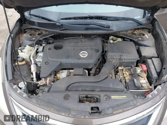 2014 Nissan Altima 2.5 S with VIN 1N4AL3APXEN228967, listed as a IAAI auction lot 41869277 with 174,149 mi miles. Bid and sale history available at carsss.com. Image 10.