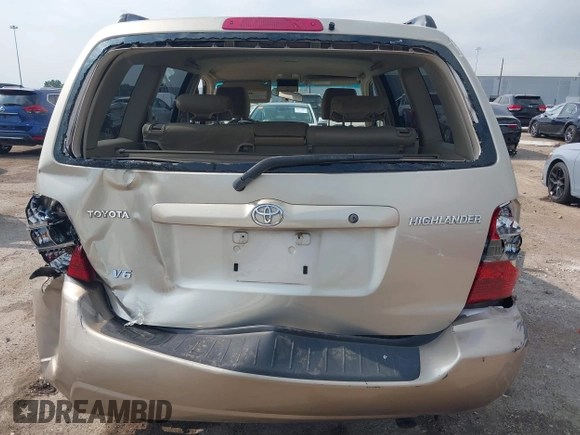 2006 Toyota Highlander z VIN JTEGP21A560125805, wystawiony jako IAAI lot #40142399 z przebiegiem 127 578 mil mil oraz . Historia ofert i sprzedaży dostępna na DreamBid. Obrazek 6.