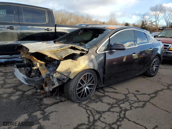 2013 Buick Verano Convenience Group with VIN 1G4PR5SKXD4101671, listed as a Copart auction lot 87729035 with 0 mi miles and Salvage Title. Bid and sale history available at carsss.com. Image 1.
