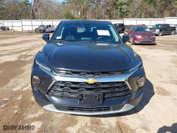 2023 Chevrolet Blazer LT with VIN 3GNKBCR40PS173800, listed as a IAAI auction lot 41712324 with 60,557 mi miles. Bid and sale history available at carsss.com. Image 6.