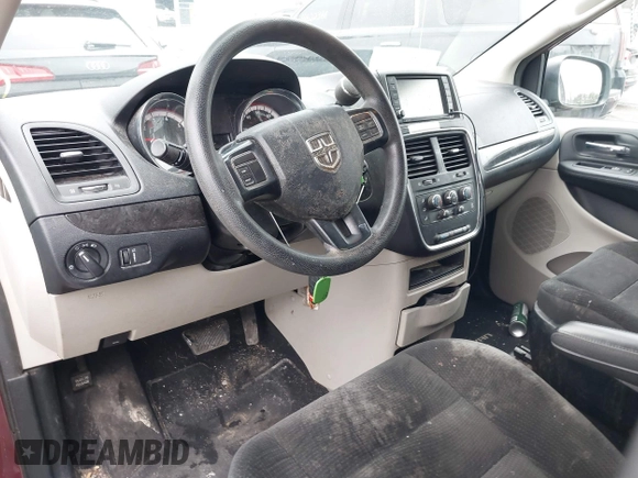 2017 Dodge Grand Caravan SE z VIN 2C4RDGBG8HR793970, wystawiony jako IAAI lot #41691933 z przebiegiem 107 055 mil mil oraz . Historia ofert i sprzedaży dostępna na DreamBid. Obrazek 5.