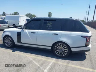 2017 Land Rover Range Rover z VIN SALGR2FVXHA377114, wystawiony jako IAAI lot #42283510 z przebiegiem 69 846 mil mil oraz . Historia ofert i sprzedaży dostępna na DreamBid. Obrazek 14.