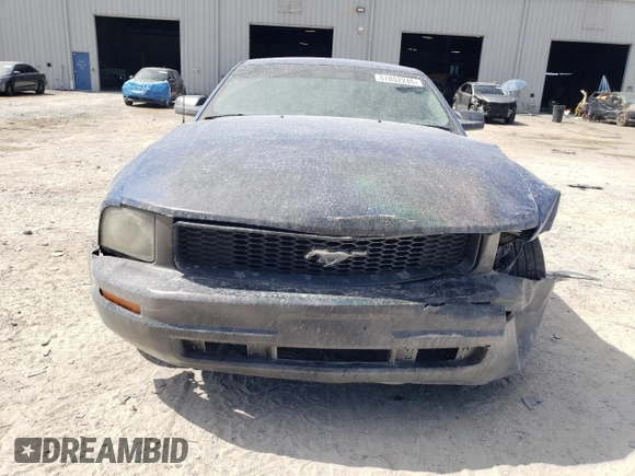 2008 Ford Mustang Deluxe with VIN 1ZVHT80N285191064, listed as a Copart auction lot 57862245 with 208,768 mi miles and Salvage title. Bid and sale history available at DreamBid. Image 5.