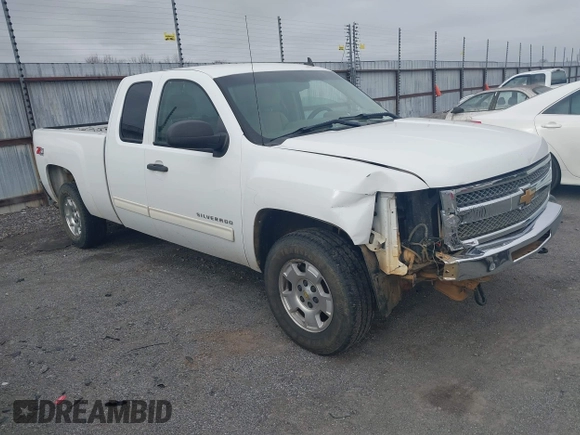 2013 Chevrolet Silverado 1500 LT with VIN 1GCRKSE76DZ404277, listed as a IAAI auction lot 41737878 with 204,921 mi miles and . Bid and sale history available at DreamBid. Image 1.