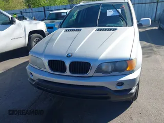 2002 BMW X5 3.0i with VIN 5UXFA53552LP28490, listed as a IAAI auction lot 42120379 with 137,272 mi miles. Bid and sale history available at carsss.com. Image 6.
